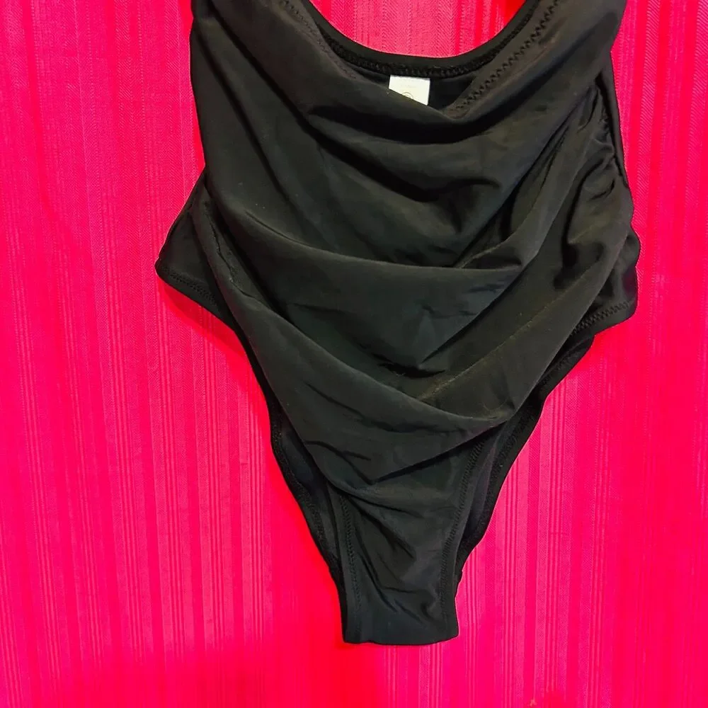 #8616 CHARMO WOMENS UPF 50+ ONE PIECE BATHING SUIT SIZE S